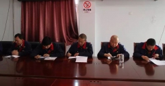 各分公司黨支部組織開展學習會，傳達學習市城建委黨組中心組擴大學習會議精神