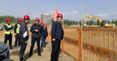 【市城市燃熱集團富泰熱力】公司領(lǐng)導(dǎo)深入長輸工地檢查施工安全慰問一線員工